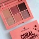 Essence Paleta de Sombras Coral Me Maybe